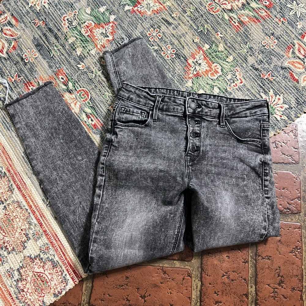Old Navy rockstar super skinny high rise button closure denim jeans